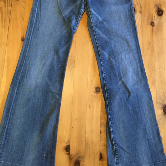7 For All Mankind - Dojo's Size 30 - Picture 2 of 5